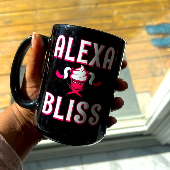 WWE Alexa Bliss Little Miss Bliss mug - Picture 2 of 3